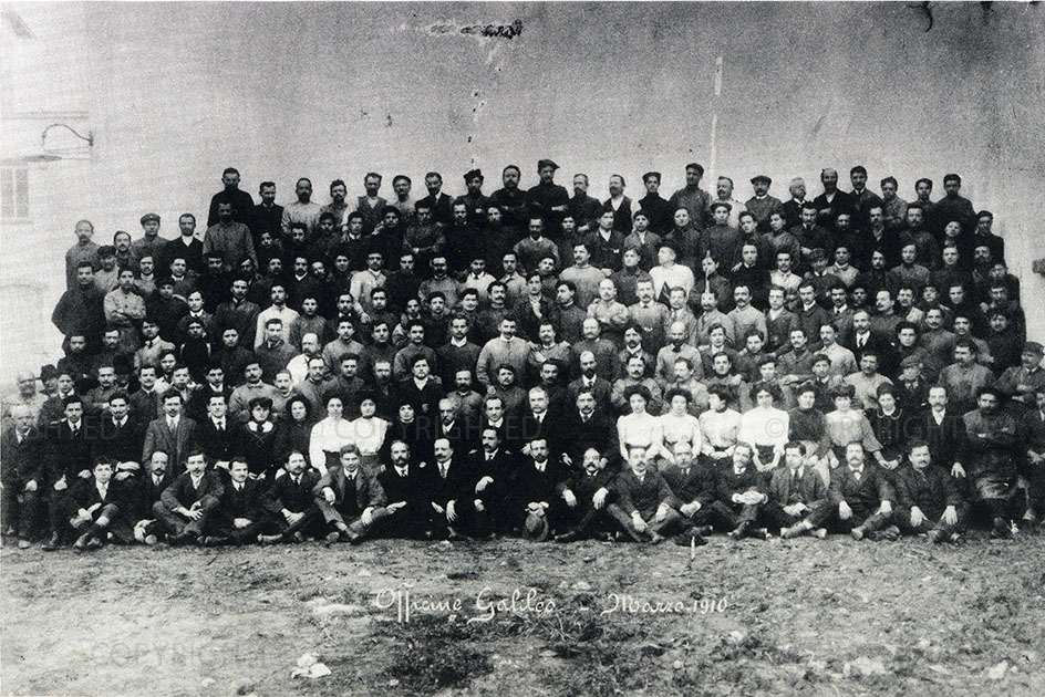 Le maestranze delle Officine Galileo nel marzo 1910